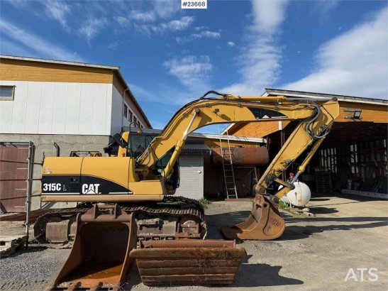 CAT 315C L excavator w/ 3 buckets and new diesel pump! 28 2007 2 Crawler Excavators image 3