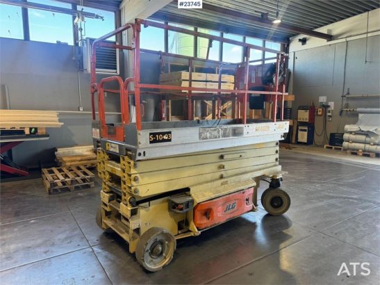 JLG 2646ES Scissor Lift 2646ES Scissor Lift 2007 2 Scissor Lifts image 3