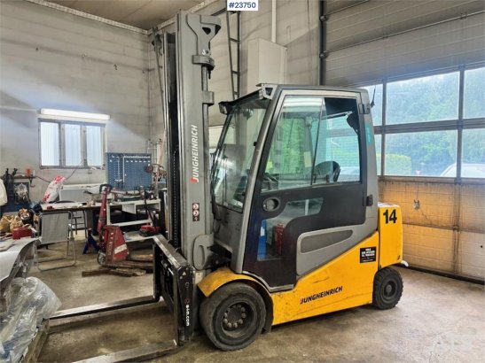 Jungheinrich EFG430S Forklift EFG430S Forklift 2019 2 Forklift image 3