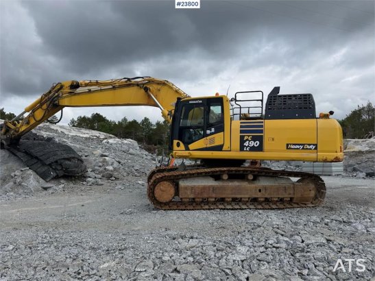 Komatsu PC490LC-11 excavator w/ 2 buckets PC490LC-11 excavator w/ 2 buckets 2019 2 Crawler Excavators image 3