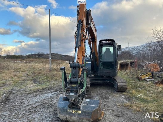 CASE CX85D SR w/ Rototilt, narrow bucket and tine bucke 427 2019 2 Crawler Excavators image 3