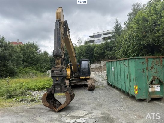 CAT 326FLN excavator with Oilquick, claw, grading buck 326FLN excavator with Oilquick, claw, grading buck 2019 2 image 3