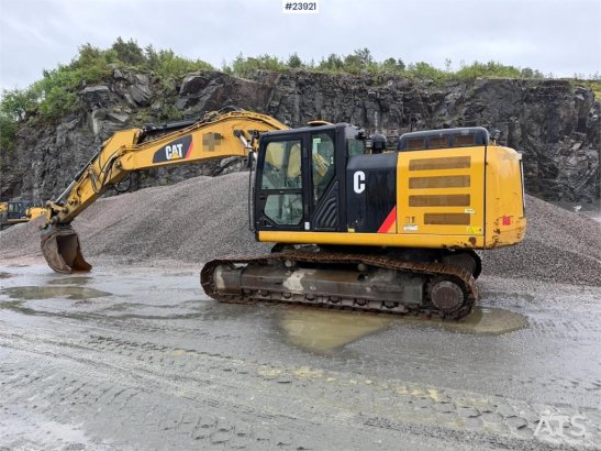 CAT 324 EL 324 EL 2015 2 Crawler Excavators image 3