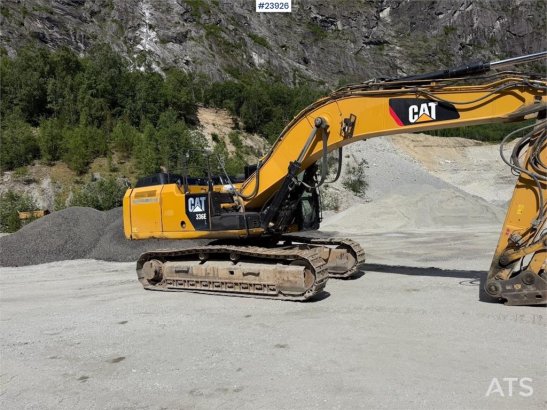 CAT 336EL Excavator with Digging Bucket 44 2012 2 Crawler Excavators image 3