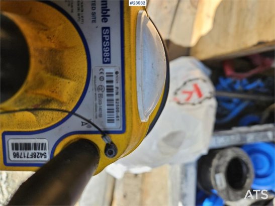 Trimble SPS985 surveying equipment Trimble SPS985 surveying equipment 2 image 3