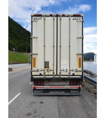 Volvo FH16 540 w/ 2004 Ekeri cabinet trailer 590 2012 2 image 3