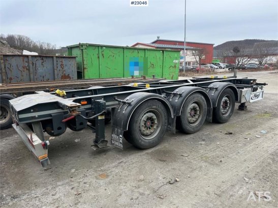 Fliegl 3 axle container trailer. Fliegl 3 axle container trailer. 2019 2 image 3