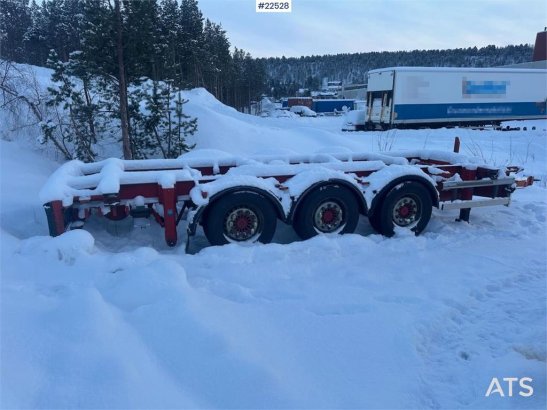 HFR KM 24 3-axle container trailer w/ two sets of tire HFR KM 24 3-axle container trailer w/ two sets of tire 2012 2 image 3