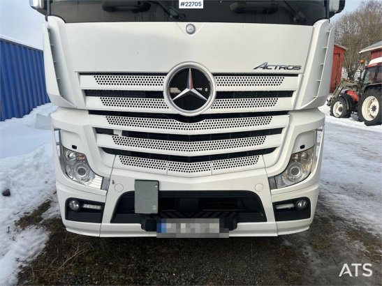 Mercedes-Benz Actros 2551 6x2 Container Truck - ADR Rigged - San Mercedes-Benz Actros 2551 6x2 Container Truck - ADR Rigge...
