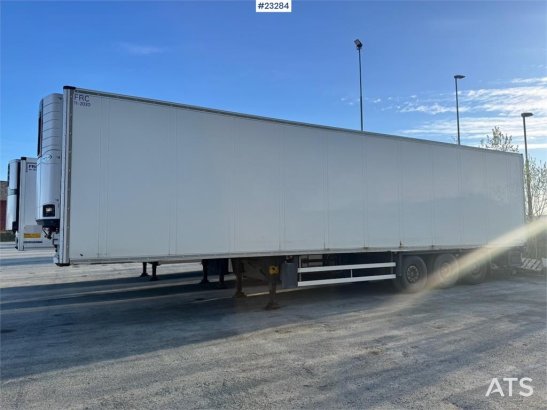 Schmitz box semi-trailer with fridge/freezer unit – load b Schmitz Cargobull box semi-trailer with fridge/freezer unit – l...