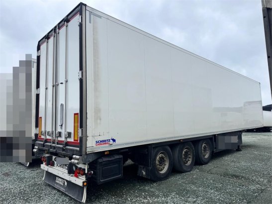Schmitz refrigerated box semi-trailer – Several available! Schmitz Cargobull refrigerated box semi-trailer – Several avail...