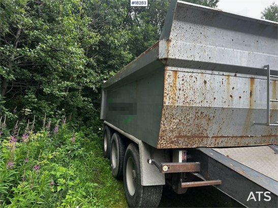 Nor-Slep 3 axle triple trailer. Nor-Slep 3 axle triple trailer. 2004 2 Dump trailers image 3