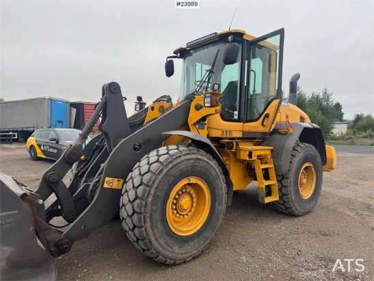 Volvo L90G Wheel Loader – Low Hours – Bucket and Pallet L90G Wheel Loader – Low Hours – Bucket and Pallet 2013 2 Wheel Loa...
