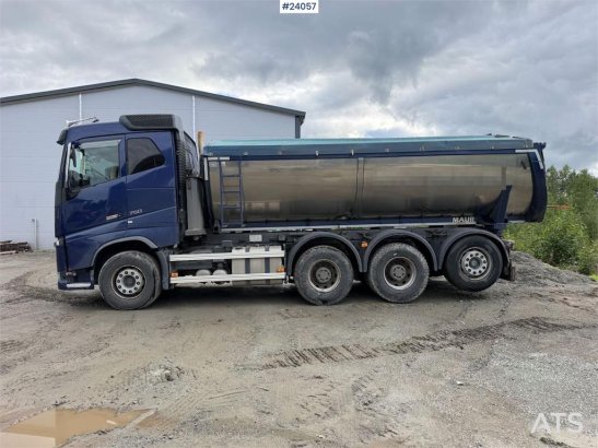 Volvo FH16 8x4 Tipper Truck with Asphalt Body and Stone 590 2018 2 image 3