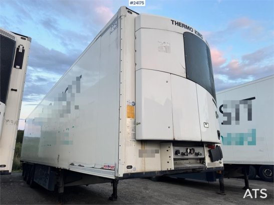 Schmitz Cargobull Box Semi-Trailer with Refrigeration/Freezer Unit a Schmitz Cargobull Box Semi-Trailer with Refrigeration...