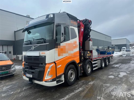Volvo FH crane truck 8x2 w/ 95 t/m crane, jib and winch, 590 2024 2 Crane trucks image 33