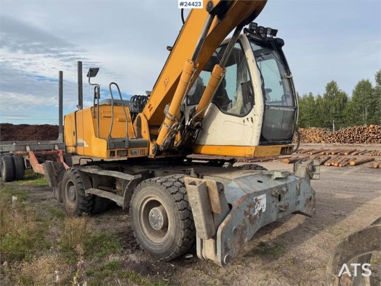Liebherr A904C Wheeled Excavator w/ Hydraulically Elevating A904C Wheeled Excavator w/ Hydraulically Elevating 2008 2 Whee...