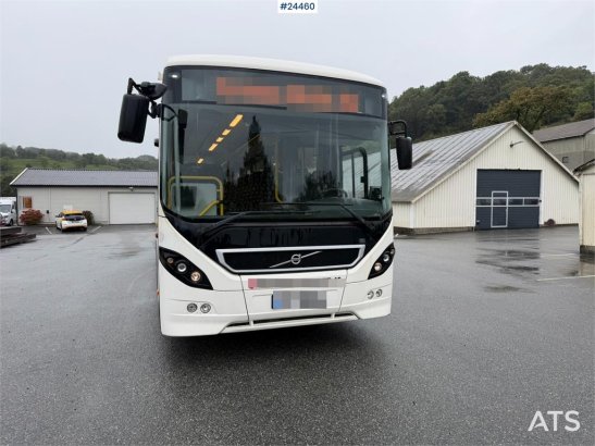 Volvo 8900 4x2 bus with 49 + 1 seated passengers and cap 8900 4x2 bus with 49 + 1 seated passengers and cap 2012 2 image 3