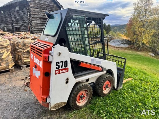 Bobcat S70 Compact Loader with Sweeper, Bucket and Pallet S70 Compact Loader with Sweeper, Bucket and Pallet 2009 2 image 3
