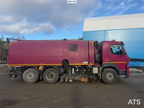 Volvo FM500 sweeper truck 6x2 with Beam S 12000 and a br FM500 sweeper truck 6x2 with Beam S 12000 and a br 2013 2 image 3