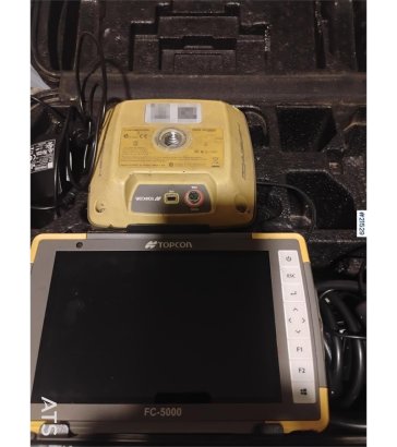 Topcon fc 5000 and hiper sr w/charger, case and pole Topcon fc 5000 and hiper sr w/charger, case and pole 2 image 4