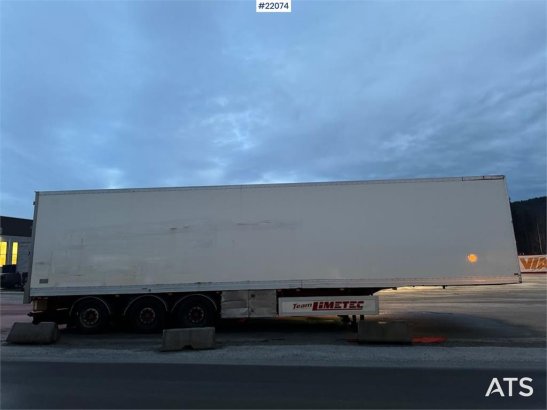 Limetec semi-trailer with full side opening. Limetec semi-trailer with full side opening. 2008 2 Box semi-trailers image 2