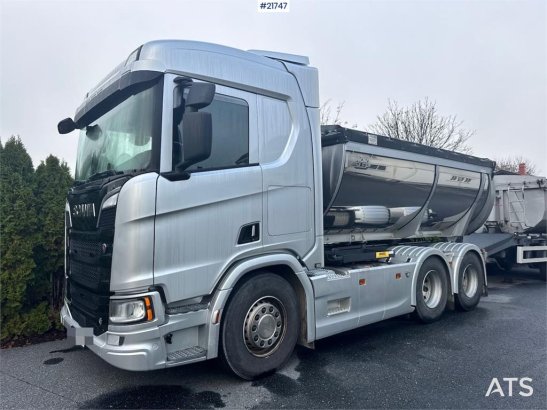 Scania R660 6x4 Asphalt Truck with Carnehl Asphalt Traile R660 6x4 Asphalt Truck with Carnehl Asphalt Traile 2022 2 Tipper...