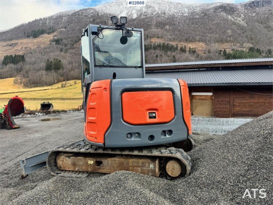 Hitachi ZX65USB-5A crawler excavator – Rototilt – 3 bucket ZX65USB-5A crawler excavator – Rototilt – 3 bucket 2014 2 Crawl...