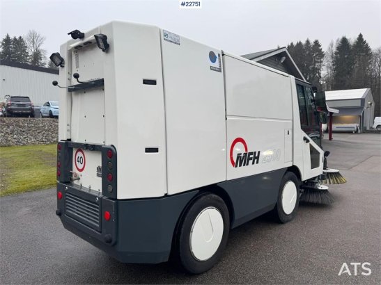 Aebi MFH2500 sweeper Aebi MFH2500 sweeper 2006 2 image 34