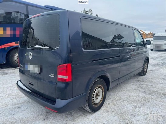 Volkswagen Caravelle – 7 seats with wheelchair lift Volkswagen Caravelle – 7 seats with wheelchair lift 2013 2 image 79