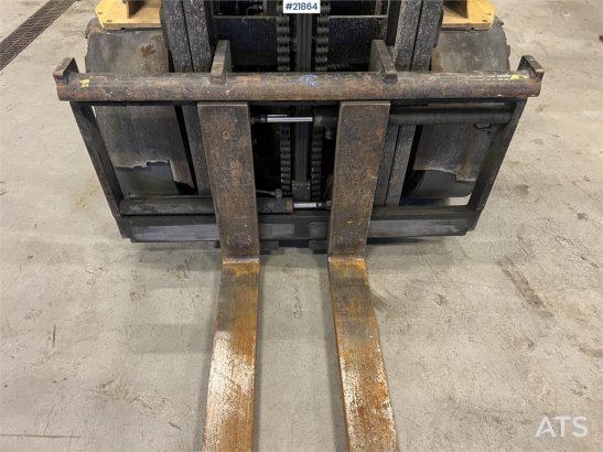 CAT DP30N DP30N 2005 2 Forklift image 19