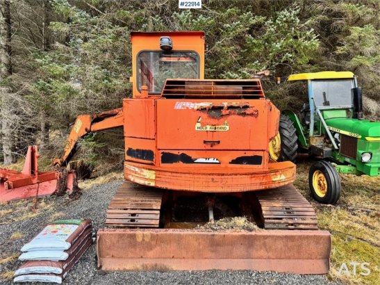 Schaeff HR26 crawler excavator with 2 buckets. Schaeff HR26 crawler excavator with 2 buckets. 1985 2 Crawler Excavators im...