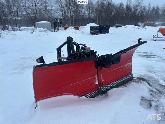 Tellefsdal V-plough high w/ new steel. 3 meters Tellefsdal V-plough high w/ new steel. 3 meters 2007 2 image 16