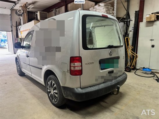 Volkswagen Caddy TDI Van – 2 sets of tires Volkswagen Caddy TDI Van – 2 sets of tires 2014 2 Small Vans image 49