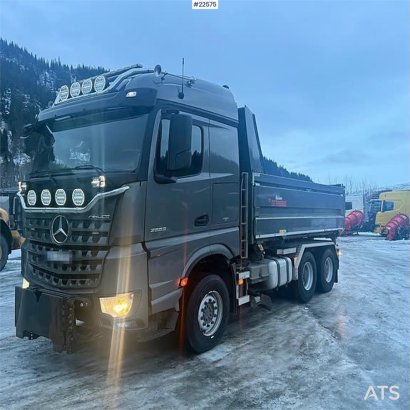 Mercedes-Benz Arocs 6x4 brøyterigget kombibil, laxolås, sidetipp Arocs 6x4 brøyterigget kombibil, laxolås, sidetipp 2015 2...