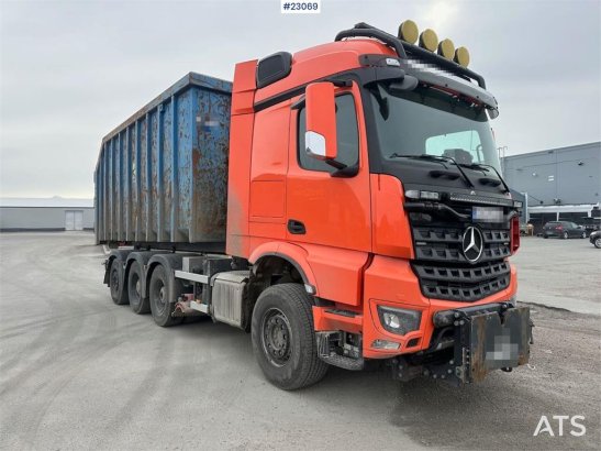 Mercedes-Benz Arocs 8x4 fully plow rigged hook truck w/ underlyi Arocs 8x4 fully plow rigged hook truck w/ underlyi 2023 2...