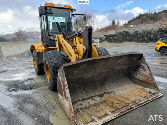 New Holland W130B wheel loader with a bucket W130B wheel loader with a bucket 2011 2 Wheel Loaders image 44