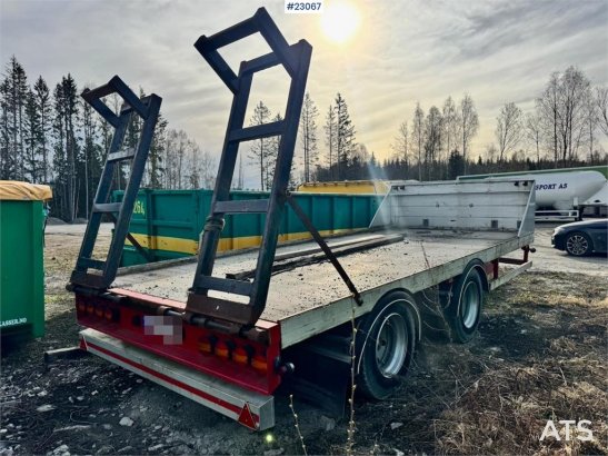 Hengsrød 2-axle machinery trailer – manual ramps Hengsrød 2-axle machinery trailer – manual ramps 2000 2 Lowloader trailer...