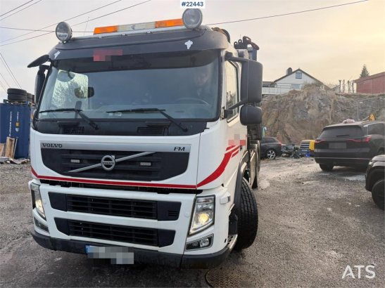 Volvo FM crane truck with a tipper and a 26.5 t/m Effer FM crane truck with a tipper and a 26.5 t/m Effer 2011 2 Crane tru...