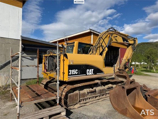 CAT 315C L excavator w/ 3 buckets and new diesel pump! 28 2007 2 Crawler Excavators image 4