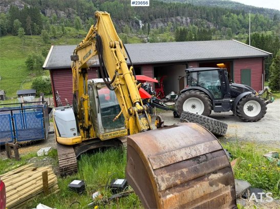 New Holland E70B SR-2 excavator with tooth bucket, gripper, na E70B SR-2 excavator with tooth bucket, gripper, na 2009 2 C...