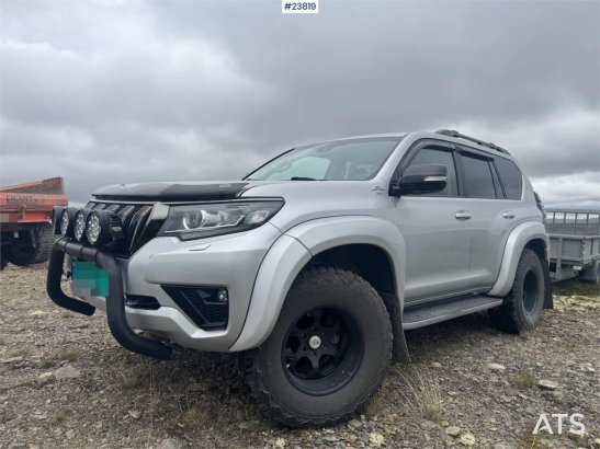 Toyota Land Cruiser Land Cruiser 2022 2 Small Vans image 4
