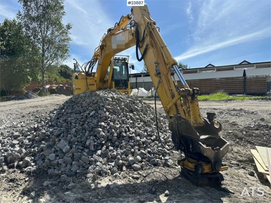 Komatsu PC228 LC-8 Excavator with tilt, grading bucket and PC228 LC-8 Excavator with tilt, grading bucket and 2013 2 Crawl...