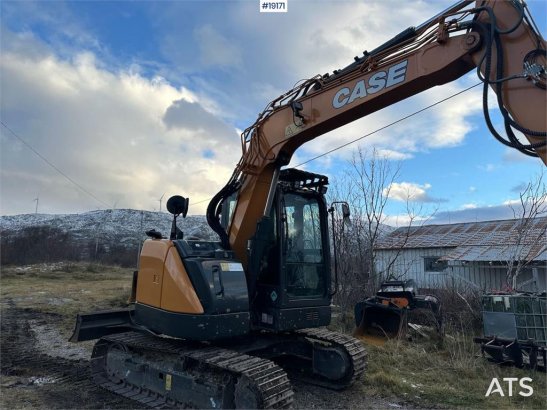 CASE CX85D SR w/ Rototilt, narrow bucket and tine bucke 427 2019 2 Crawler Excavators image 4