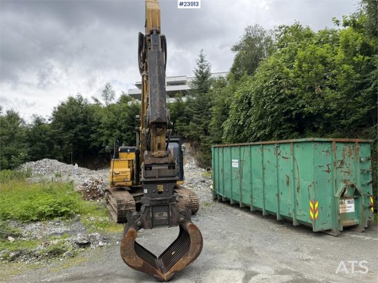 CAT 326FLN excavator with Oilquick, claw, grading buck 326FLN excavator with Oilquick, claw, grading buck 2019 2 image 4