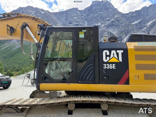 CAT 336EL Excavator with Digging Bucket 44 2012 2 Crawler Excavators image 4