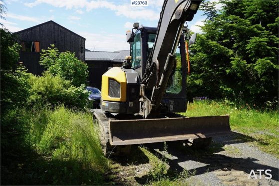Volvo ECR58F with tilt and two buckets. Only 3,035 hours ECR58F with tilt and two buckets. Only 3,035 hours 2021 2 image 34