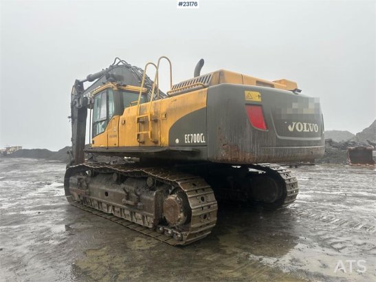 Volvo EC700CL crawler excavator w/ one bucket – Hydrauli EC700CL crawler excavator w/ one bucket – Hydrauli 2012 2 Crawler...