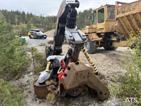 Log Max 7000XT harvesting attachment for excavators, compl LOG MAX 7000XT harvesting attachment for excavators, compl 2008...
