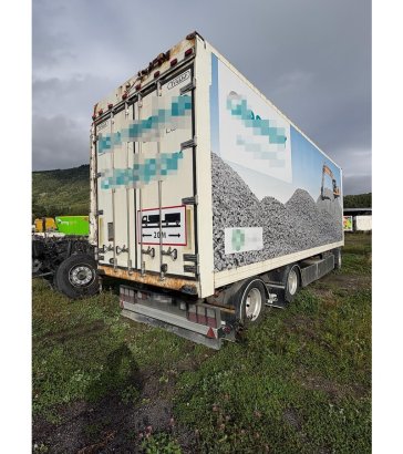 Tyllis trailer with chip body and tipper – hydraulic side Tyllis trailer with chip body and tipper – hydraulic side 2009 2...